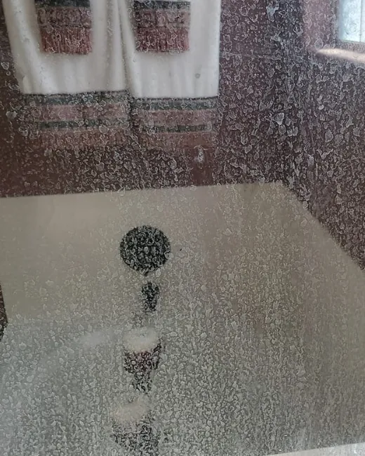 Before: Shower glass before and after Spotless X2